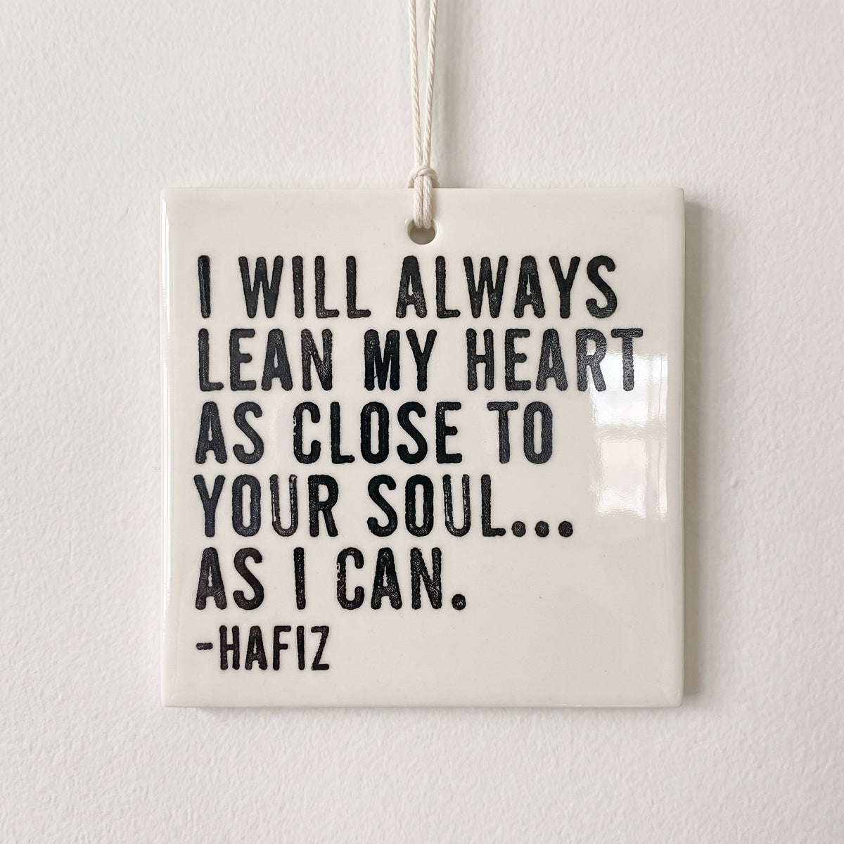 Porcelain wall tag: SKU 4225