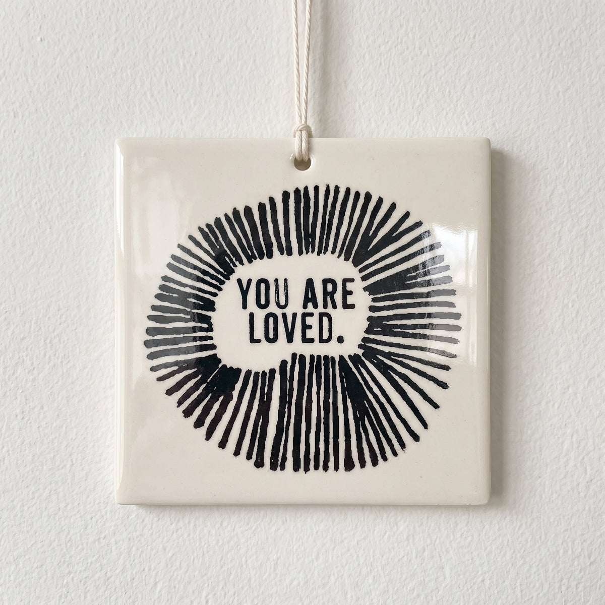 Porcelain wall tag: SKU 4221